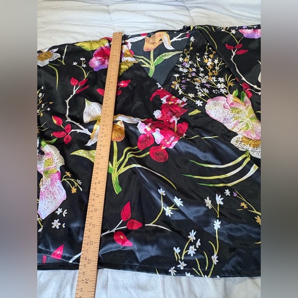 Vero Moda size large black floral wrap kimono silky top - Picture 7 of 12